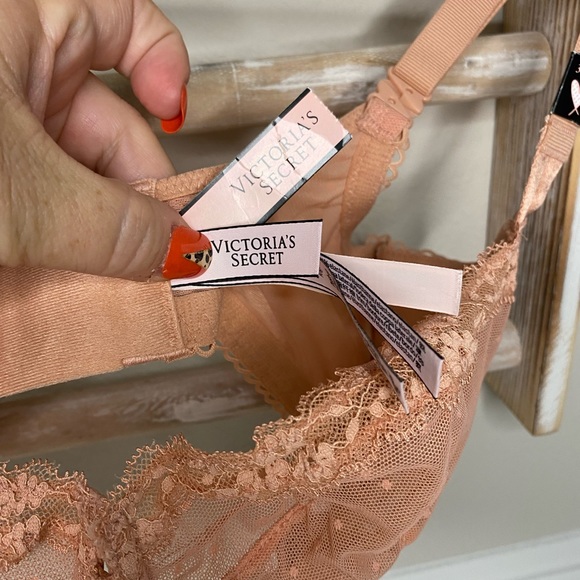 ❤️Victoria Secret Dream Angels Bra. A few new sizes and colors just added - Picture 11 of 15